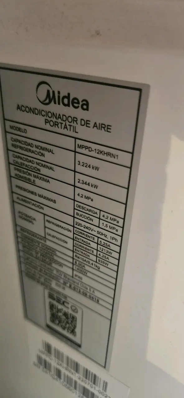 Aire acondicionado portátil Midea en buen estado - 3