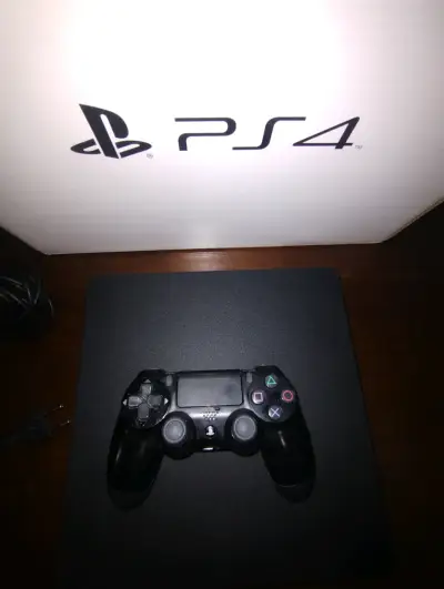 Consola Sony PS4 con juegos y control - miniatura 5