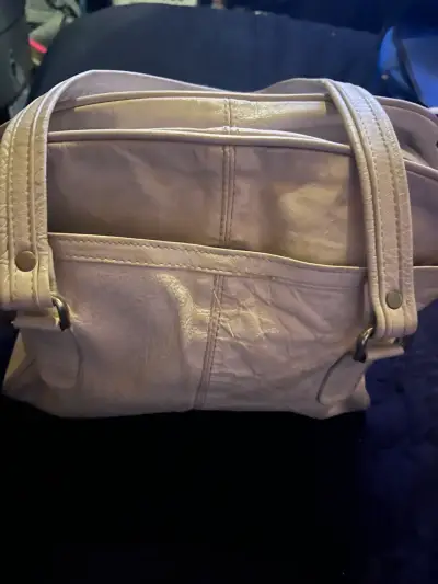 Bolso de cuero beige con compartimentos - miniatura 1