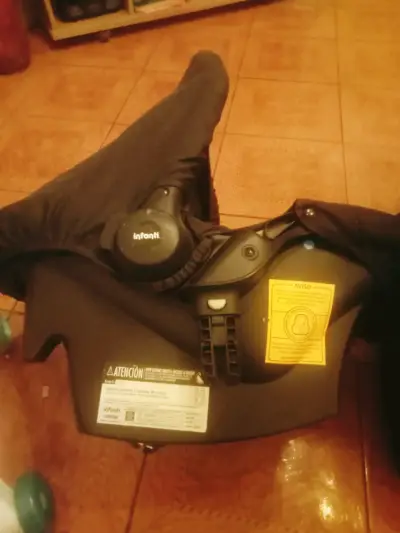 Silla de Auto para Bebé Infanti Negra - miniatura 5