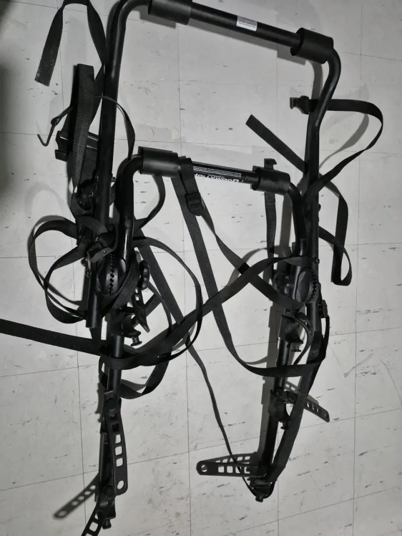 Portabicicletas Hollywood para auto - 2