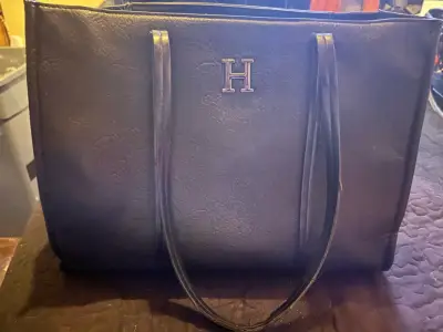 Bolso de cuero negro con logo H - miniatura 1