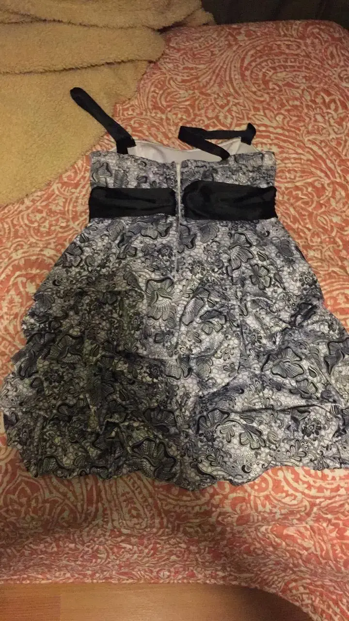Vestido corto estampado floral con tirantes - 2