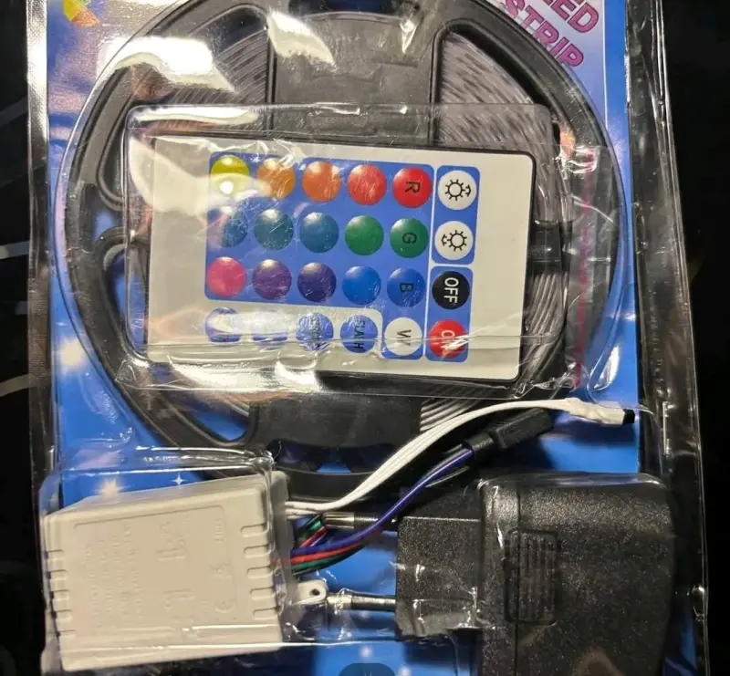 Tira LED RGB 5 metros con control remoto - 2