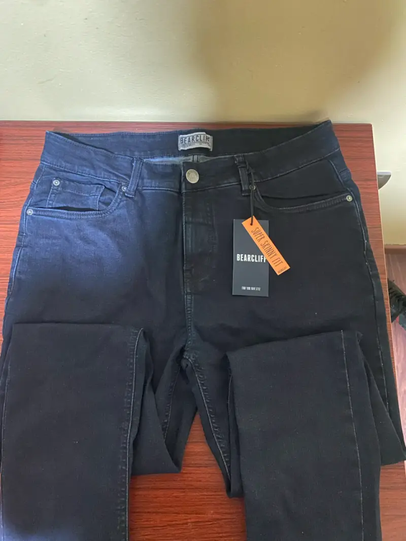 Jeans Bearcliff Negro talla 48
