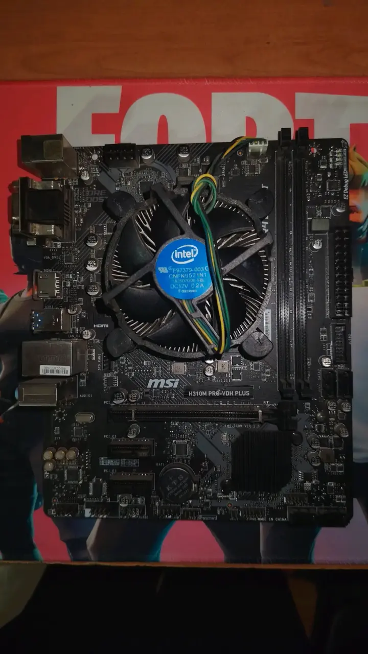 Procesador + placa i59600kf - 1