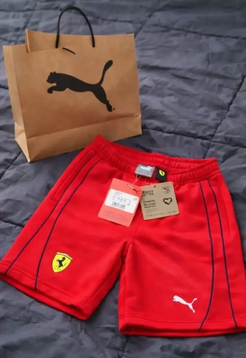Shorts rojos Puma X Ferrari talla S Nuevo - 1