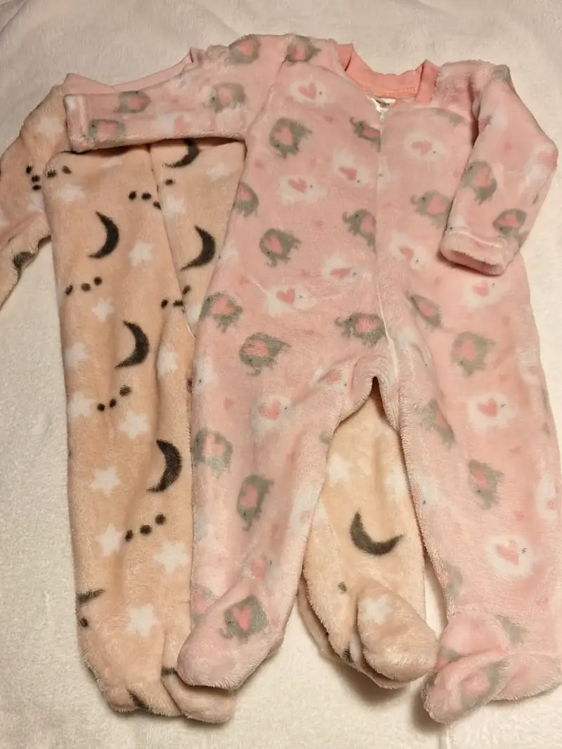 Set pijamas felpa.