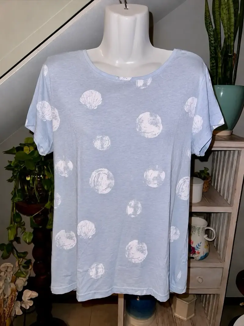 Polera celeste Esprit con estampado de conchas - 1