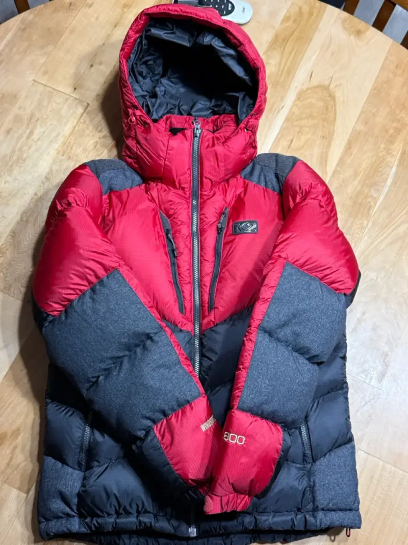 Chaqueta de invierno K2 roja y negra - 1