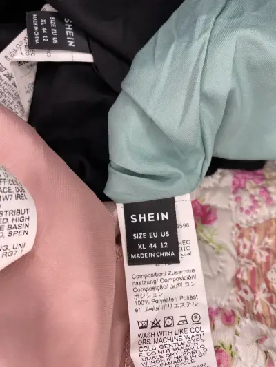Conjunto de blusas Shein en varios colores - miniatura 2