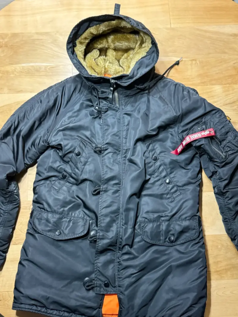 Parka de invierno Alpha Industries con capucha - 1