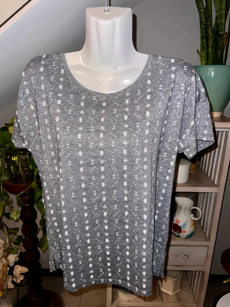 Polera Esprit gris con estampado - 1