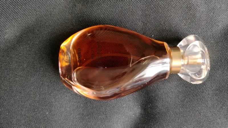Perfume Esika Vainilla para Mujer 50ml - 2