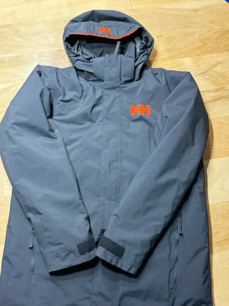 Chaqueta impermeable Helly Hansen Negr con capucha - 1