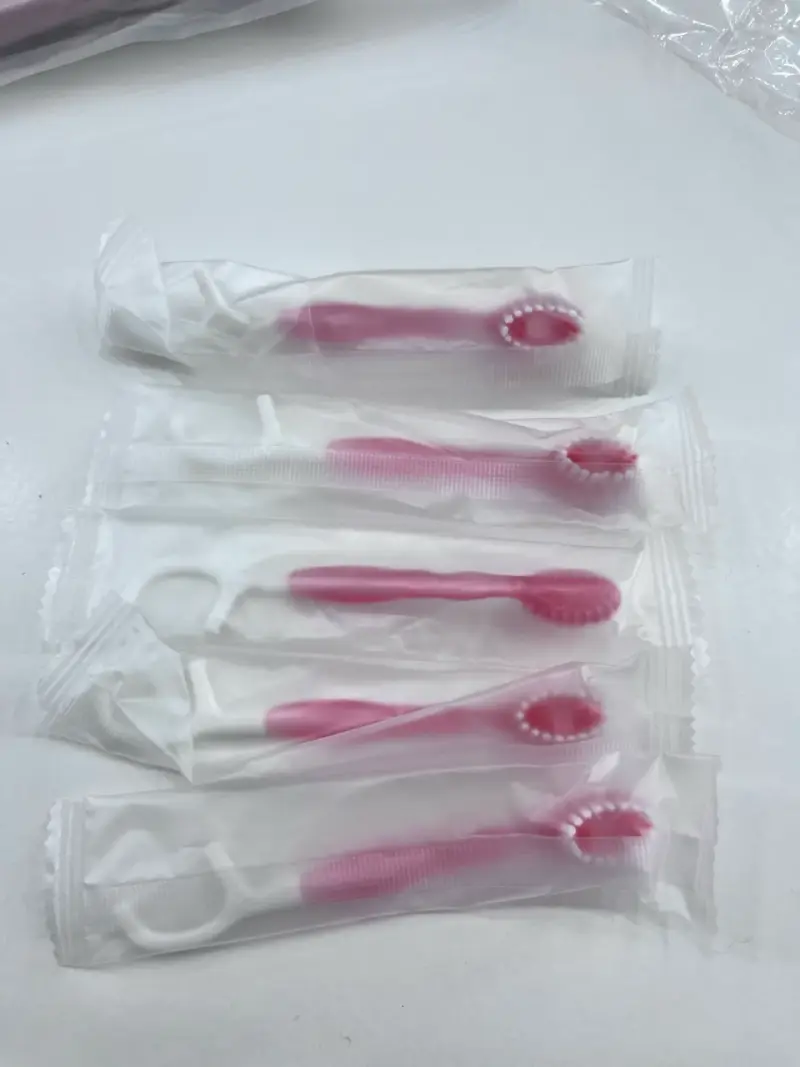 5 cepillos de dientes desechables - 3