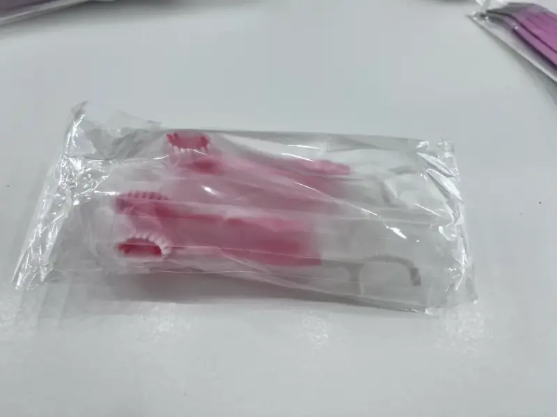5 cepillos de dientes desechables - 4