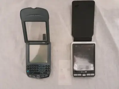 Palm Treo y Sony Clie PDAs con fundas - miniatura 2