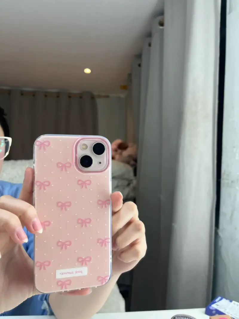 Funda para iPhone 13 y 14 - 1