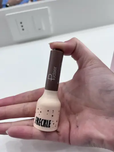Sello de Pecas Pudaier Sunkissed Dot Caramel - miniatura 2
