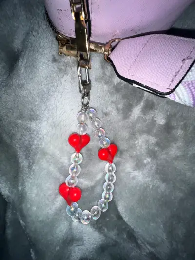 Bolso cruzado lila con detalles metálicos - miniatura 3