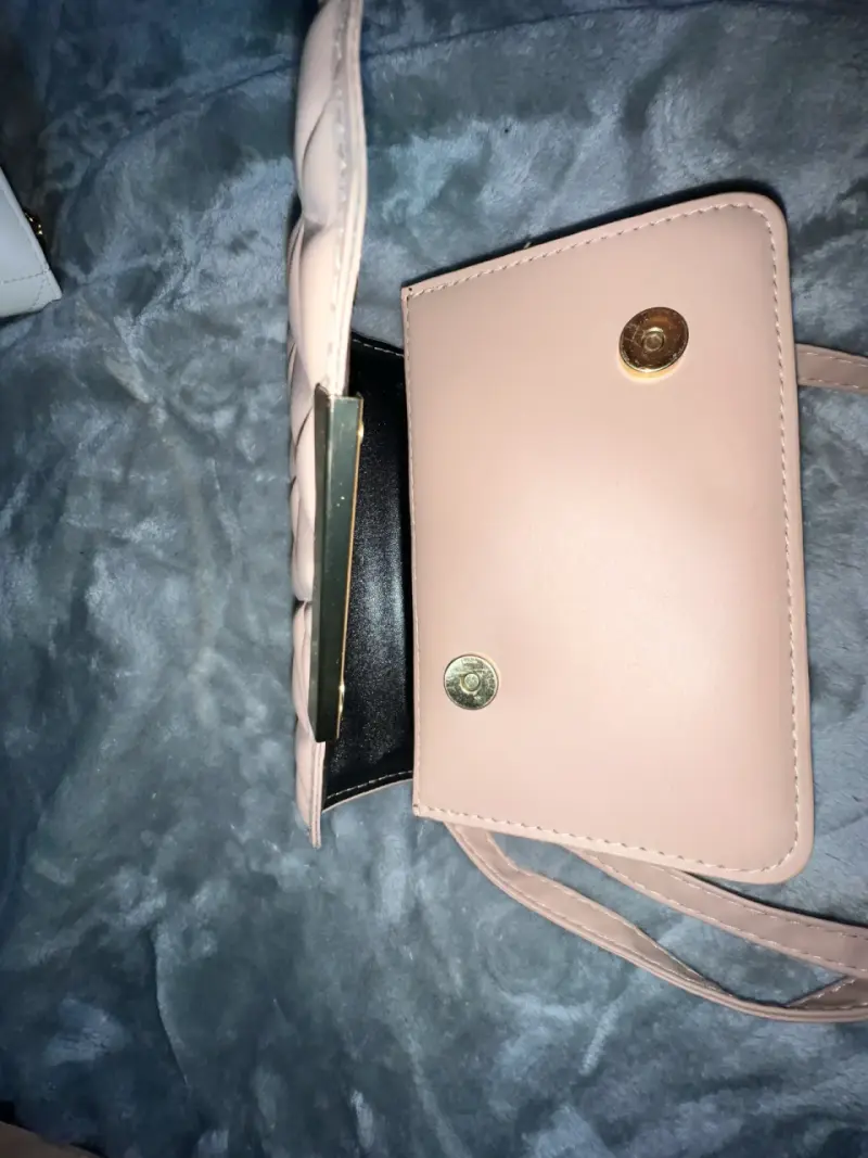 Cartera cruzada acolchada color beige - 2