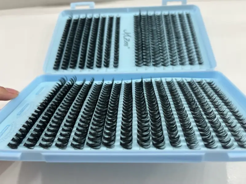 Kit de Extensiones de Pestañas con Pegamento - 3
