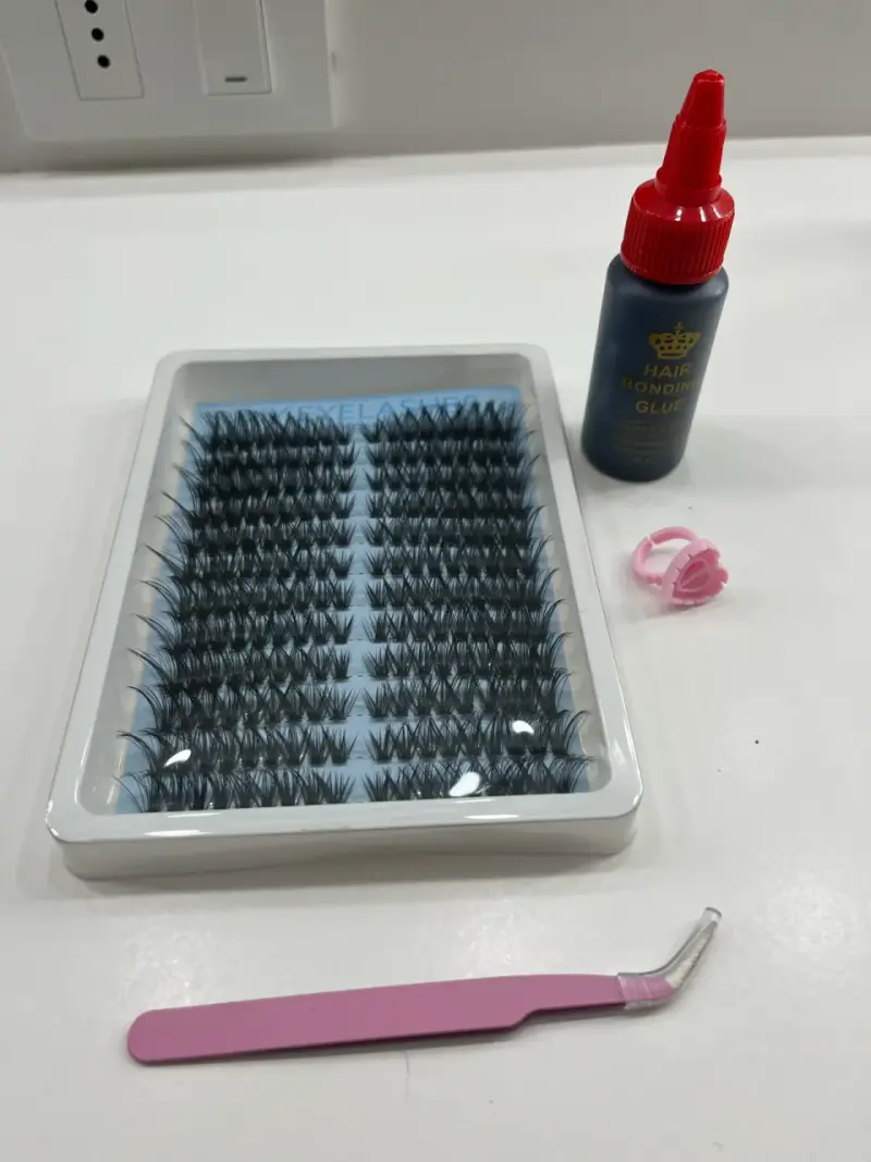 Kit de Extensiones de Pestañas con Pegamento - 1
