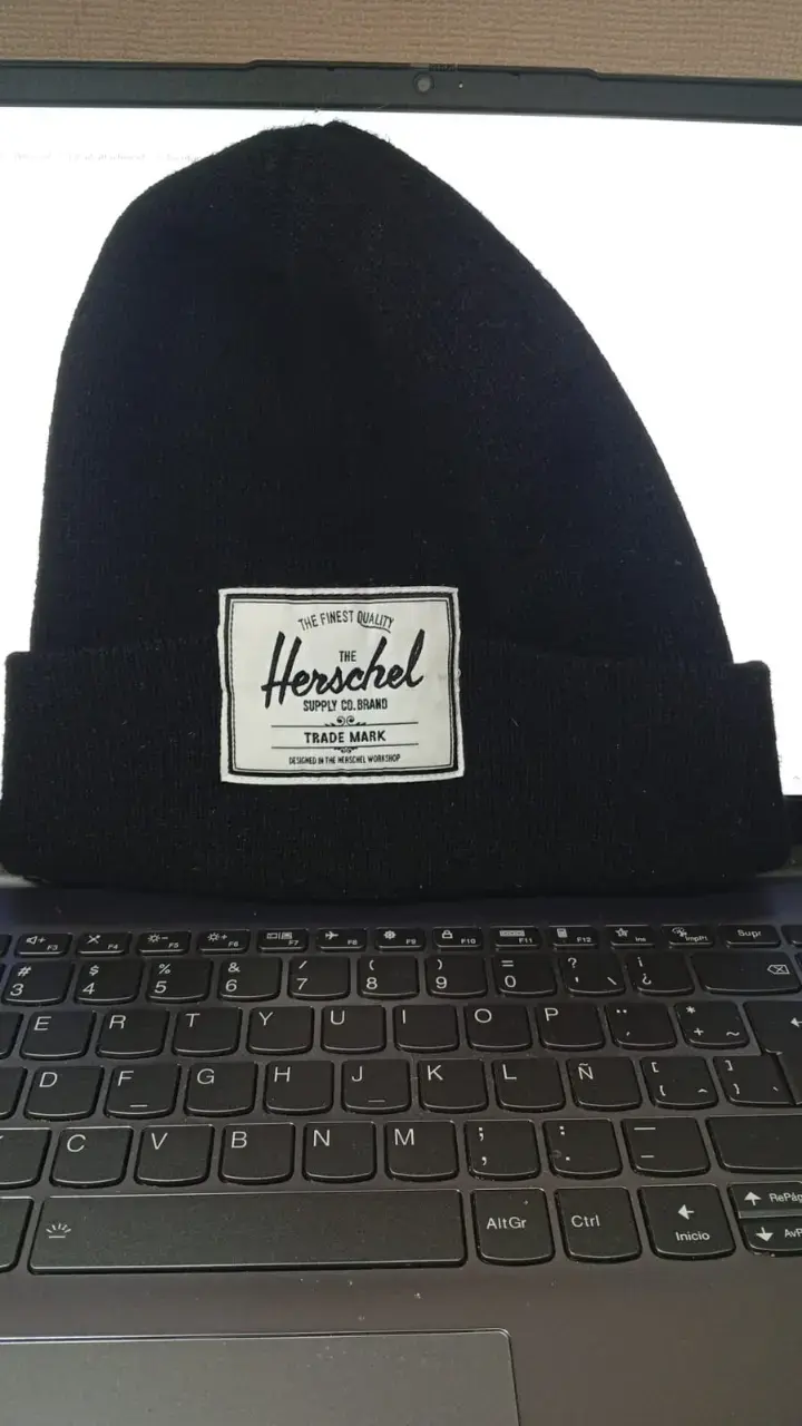 Gorro negro Herschel unisex - 1