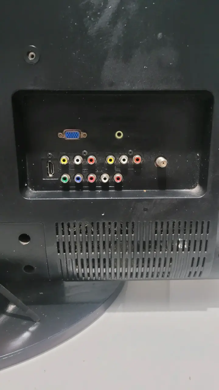 Televisor AOC LCD 26' pulgadas - 6