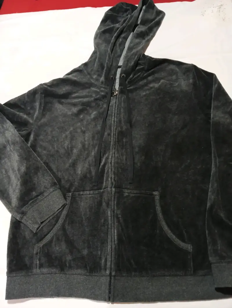 Polerón con capucha negro unisex - 1