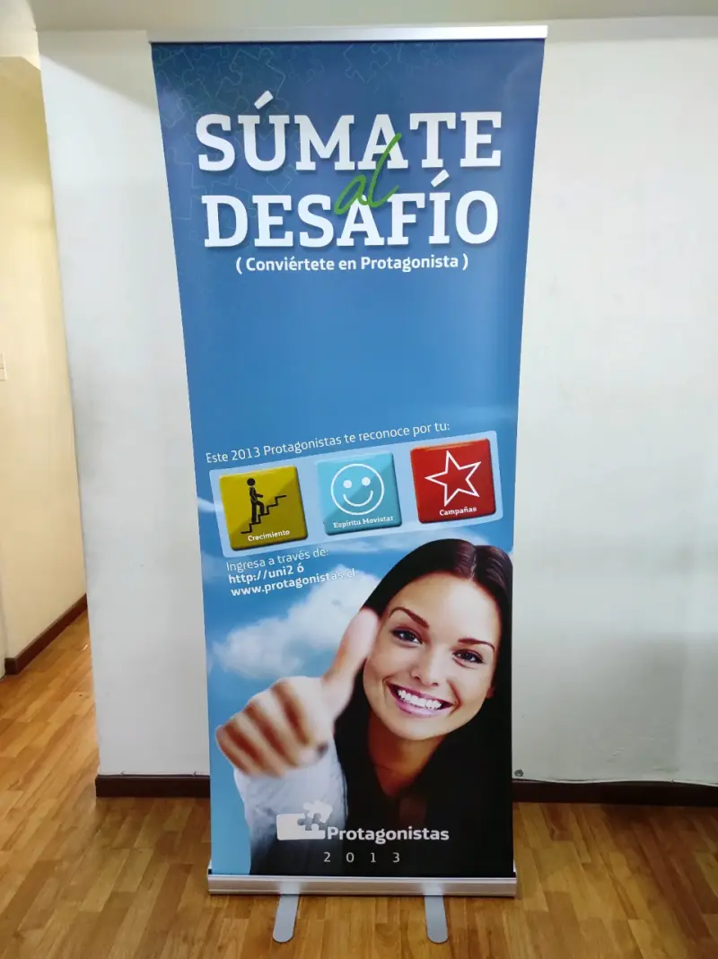 Roll-up publicitario con diseño motivacional - 1