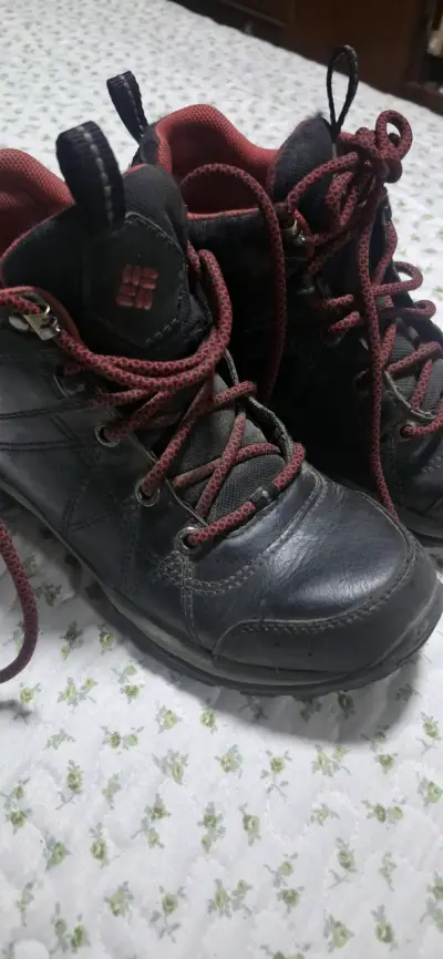 BOTIN  COLUMBIA 35 WATERPROFF - miniatura 1