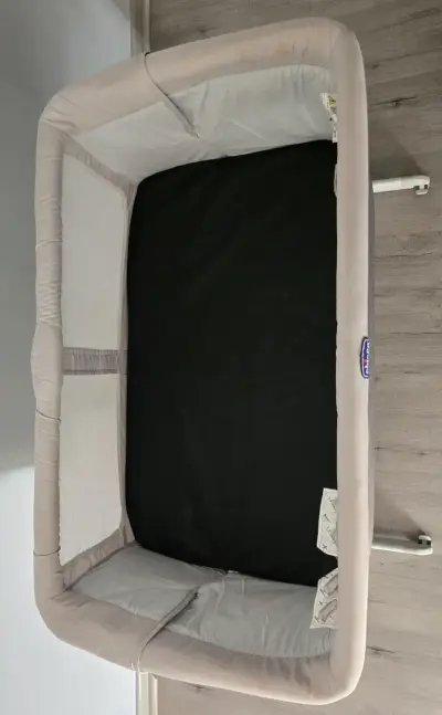 Cuna Colecho para Bebé Marca Chicco Next2Me beige - miniatura 4