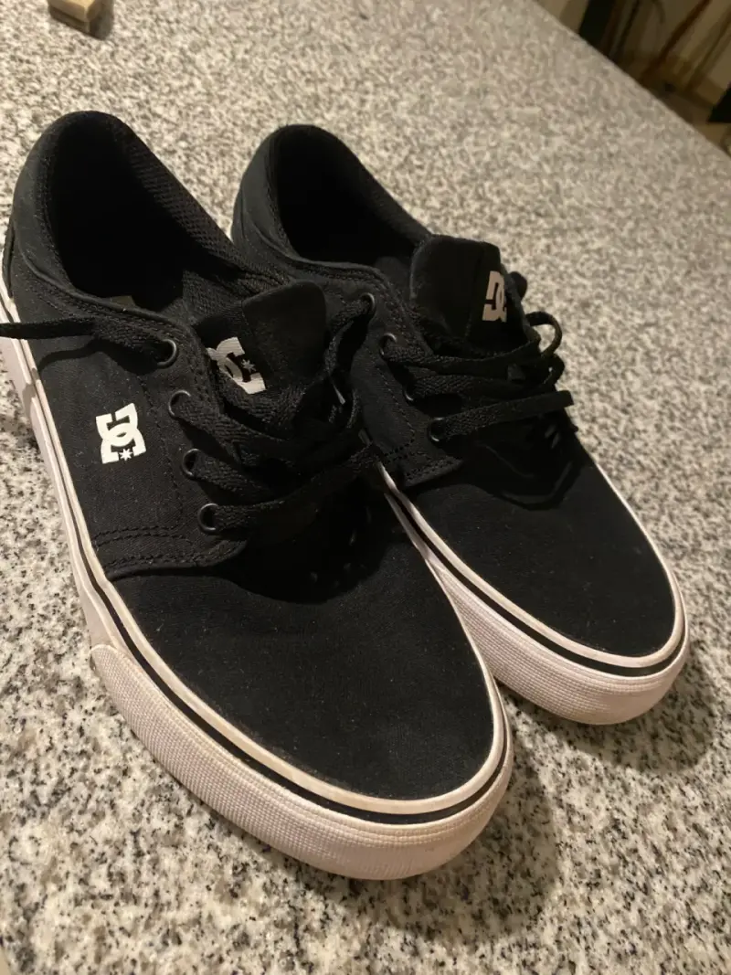 Zapatillas negras DC Shoes para hombre - 1