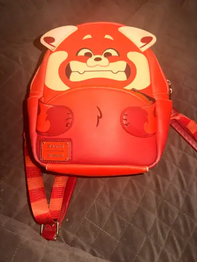 Loungefly Mochila Turning Red Panda - miniatura 1