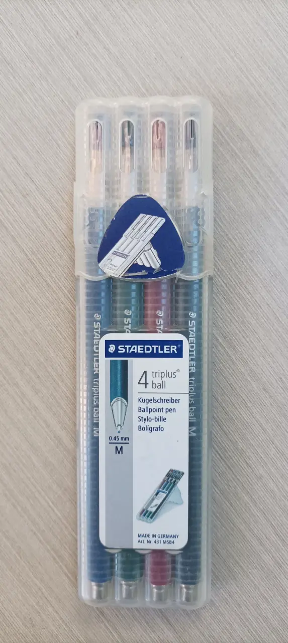 Set de 4 bolígrafos Staedtler triplus ball colores surtidos - 2