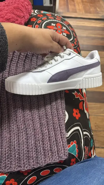Zapatillas deportivas blancas y lilas Puma para mujer - miniatura 4