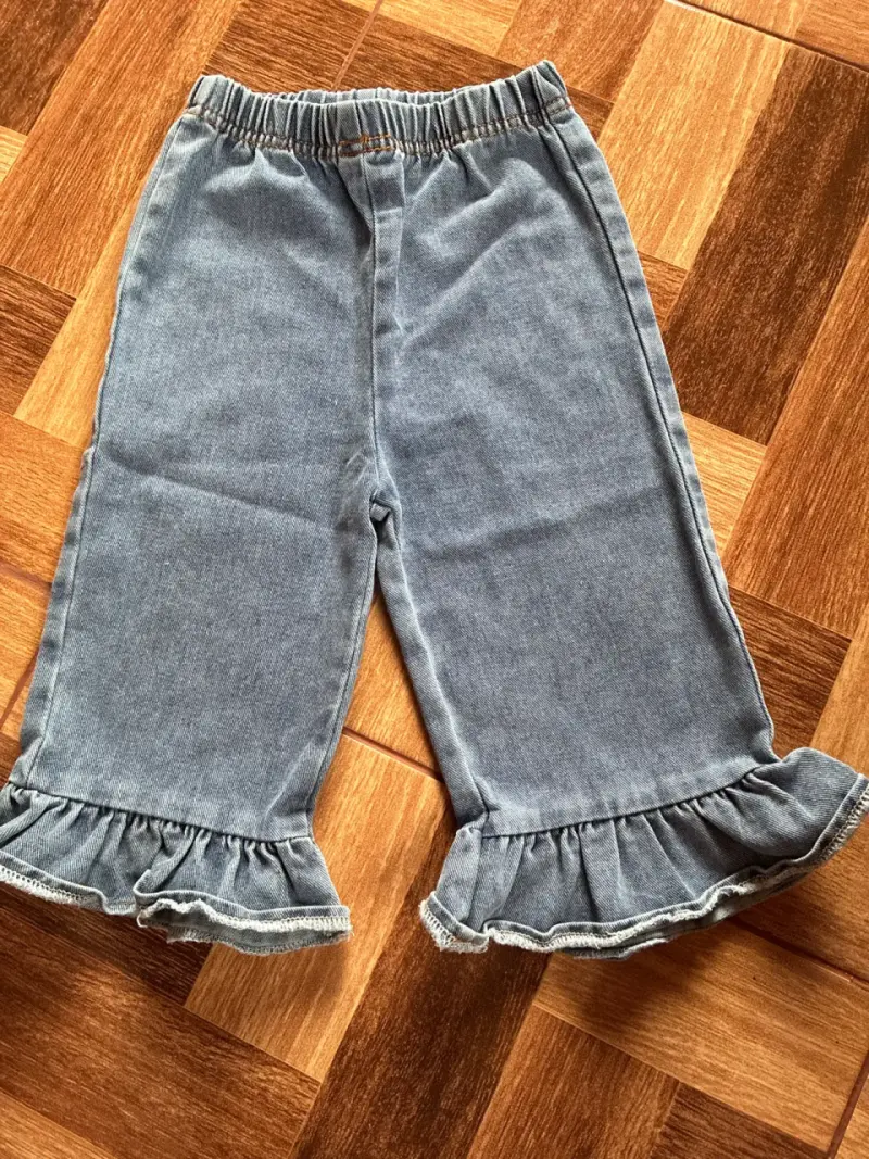 Conjunto Infantil Blusa Blanca y Pantalón Shein - 3