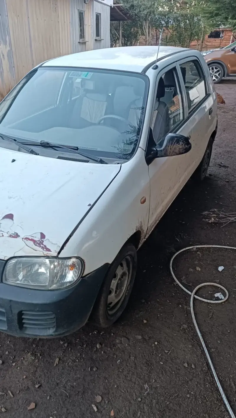 Auto Suzuki Alto 2006 en buen estado - 2