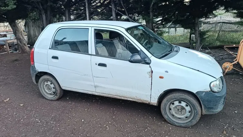 Auto Suzuki Alto 2006 en buen estado - 5