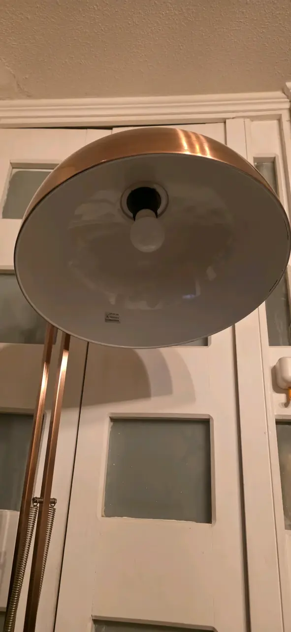 Lámpara de pie de cobre estilo moderno - 3