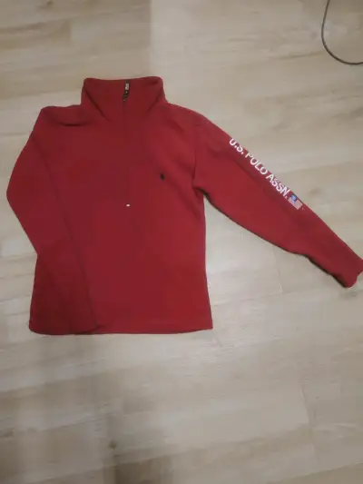 Polerón rojo U.S. Polo Assn con cierre - miniatura 1