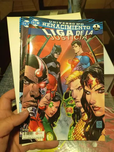 Lote de comics DC y Marvel - miniatura 1
