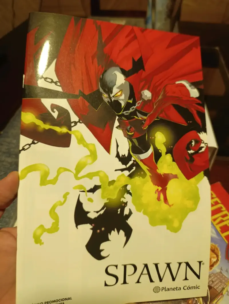 Lote de comics DC y Marvel - 6