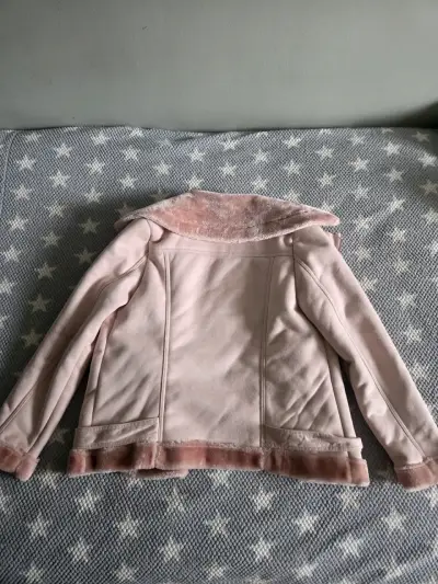 Chaqueta de mujer rosa con forro de peluche - miniatura 2