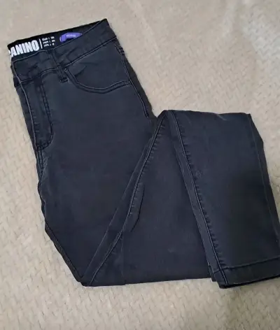 Jeans de mezclilla para mujer en varios tonos - miniatura 5