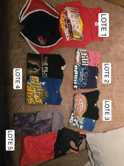 Lote de poleras deportivas y shorts - miniatura 1