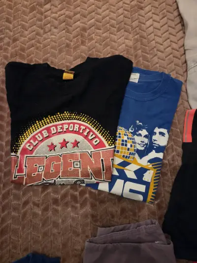 Lote de poleras deportivas y shorts - miniatura 5