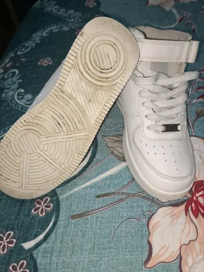 Zapatillas blancas de caña alta - miniatura 3